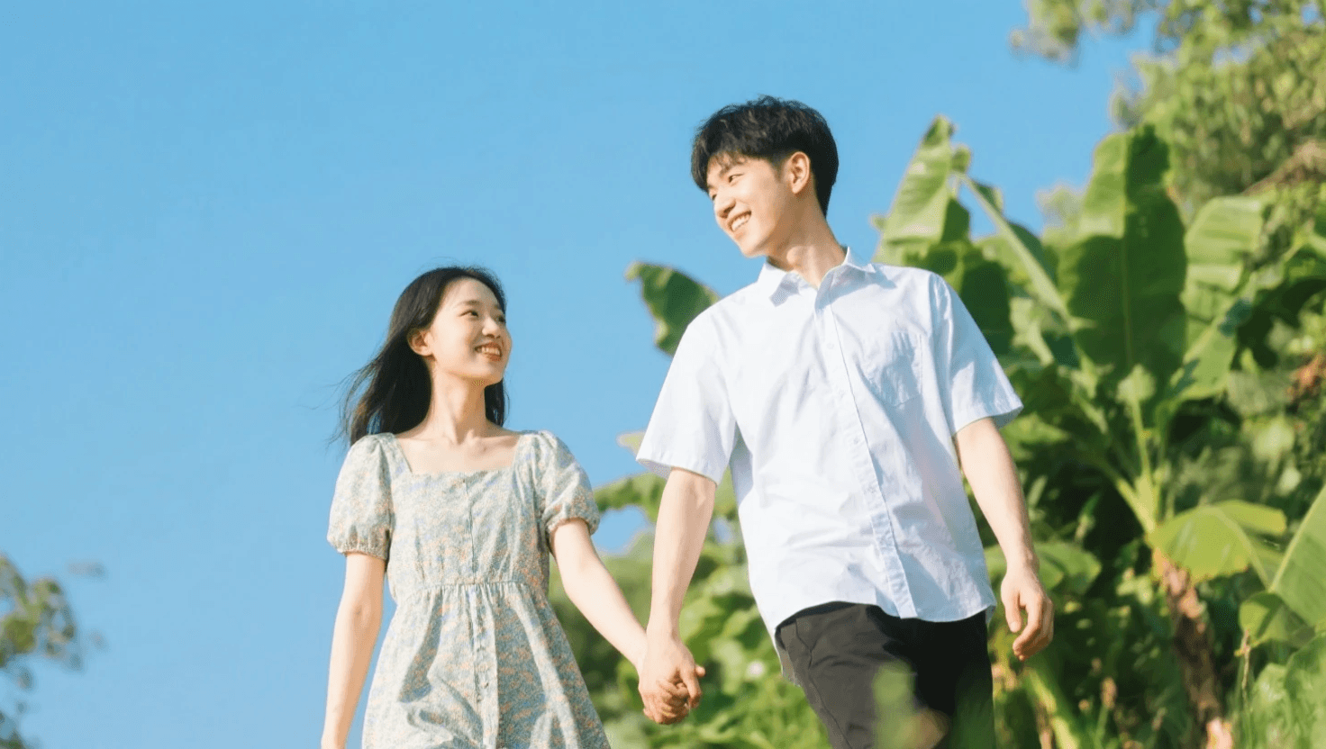 Dating As a Student: Balancing Love and Academics