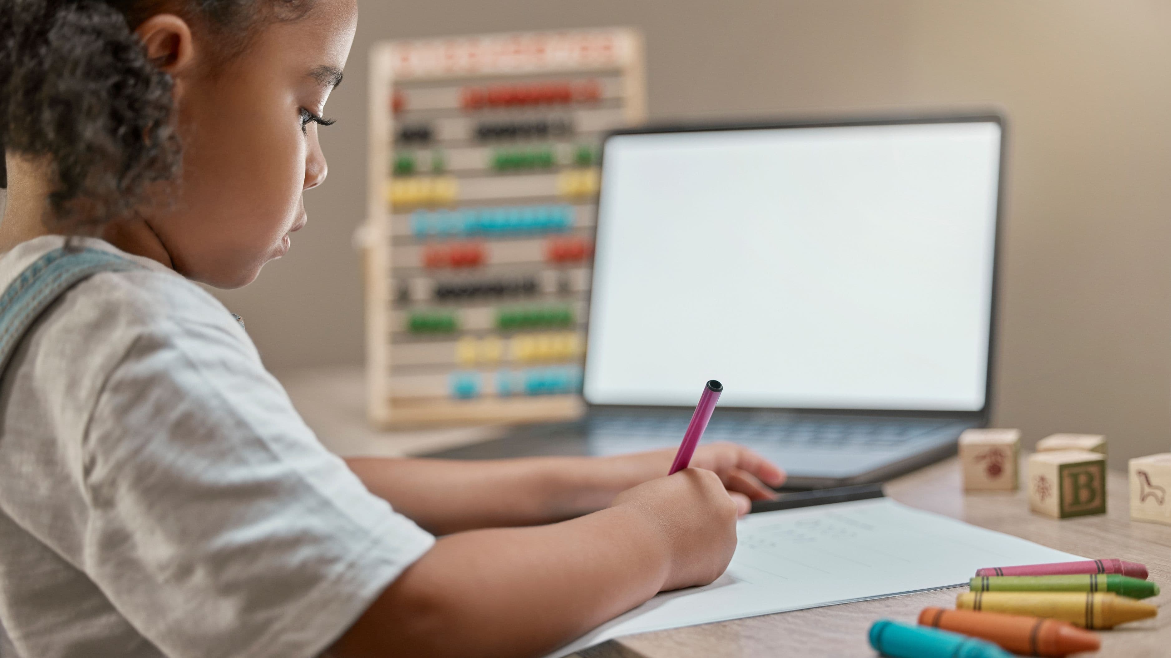 How to Use Educational Apps Without Overdoing Screen Time