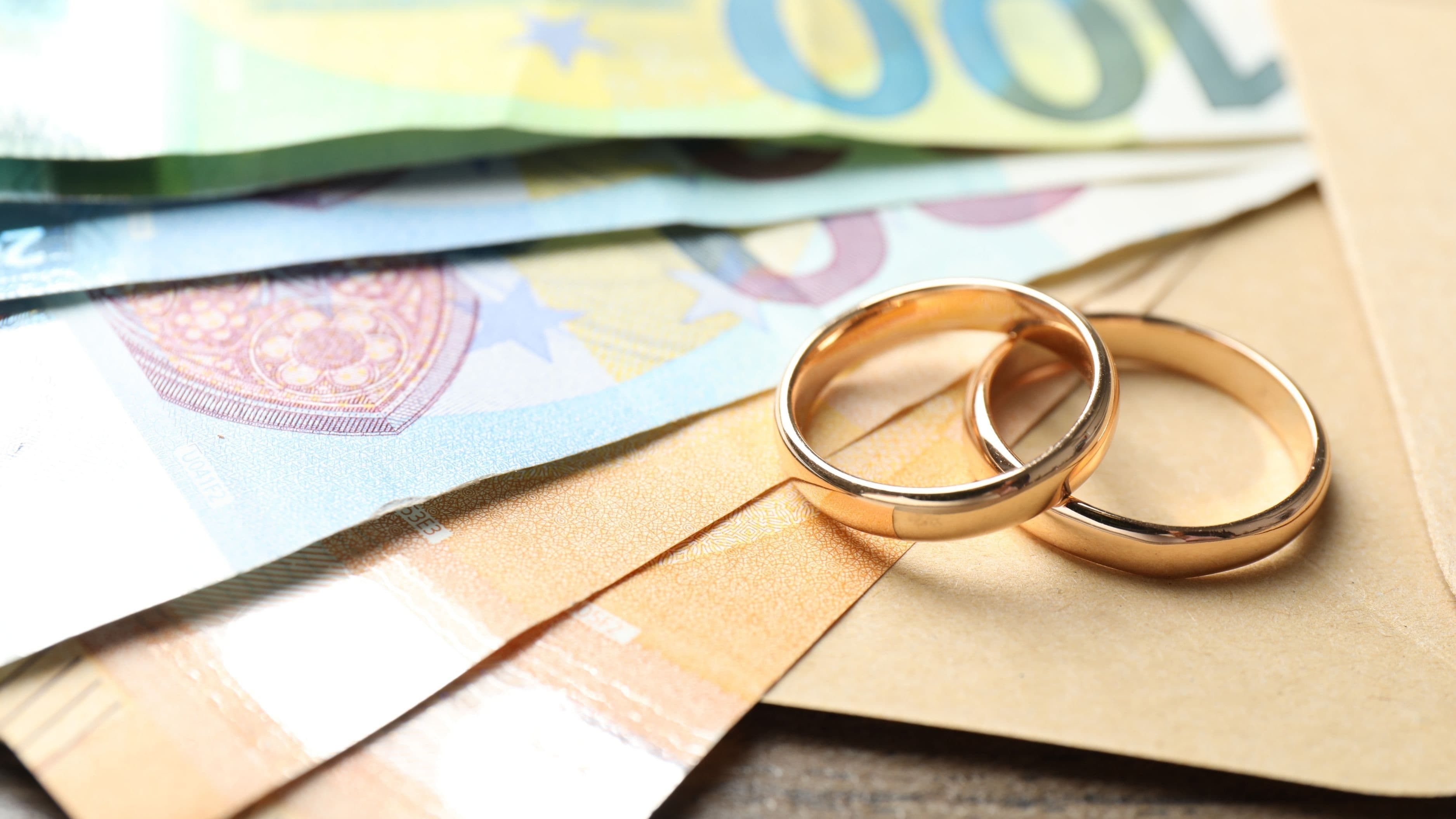 What Is the Best Way to Split Finances in a New Marriage?