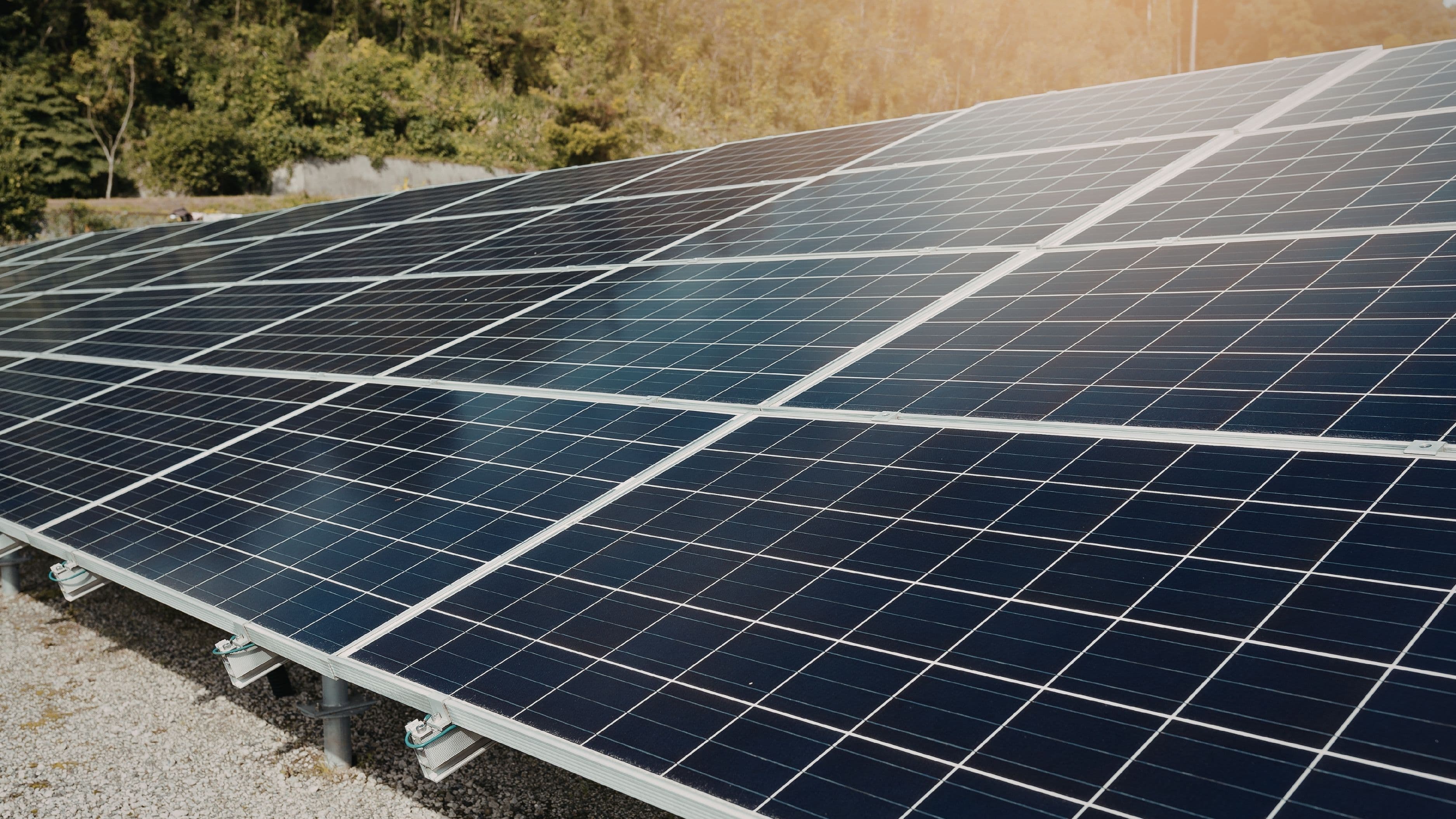 Why Solar Panels Are Becoming the Smart Choice for Modern Homes